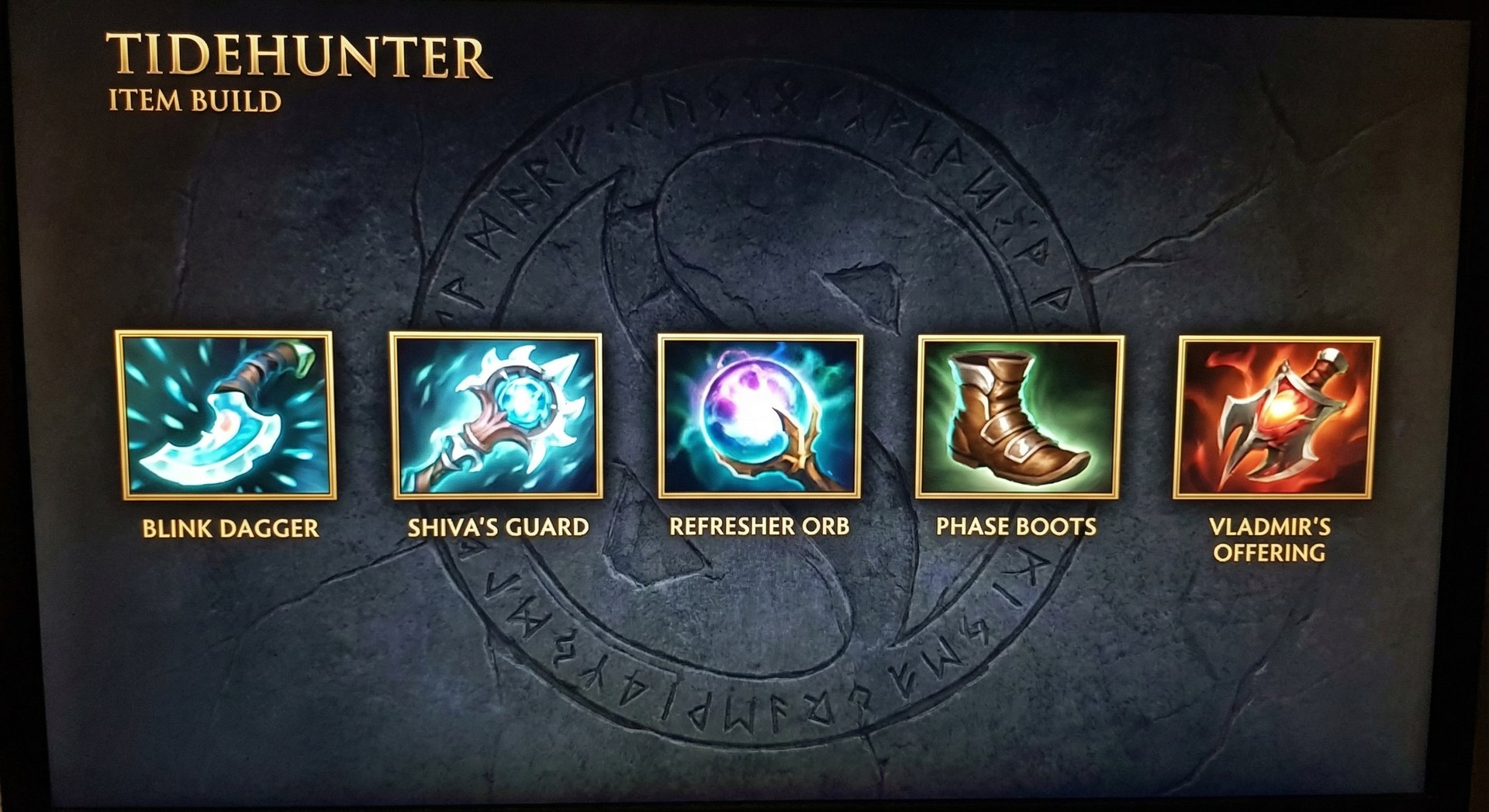 Tidehunter item build progression in Dota 2
